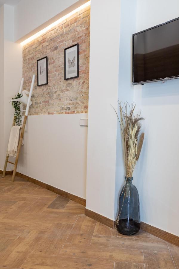Apartamento Acogedor Centrico Mj Valencia Exterior photo