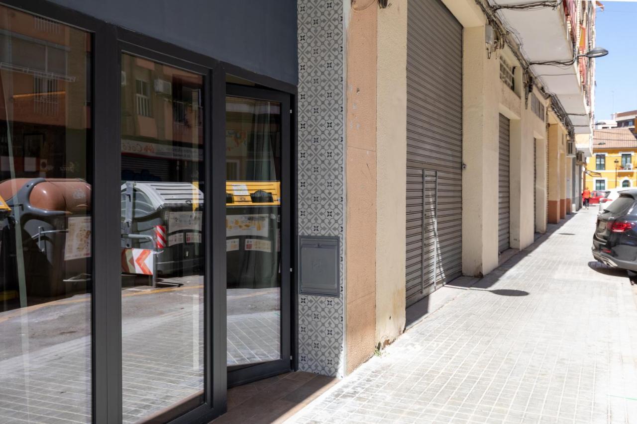 Apartamento Acogedor Centrico Mj Valencia Exterior photo