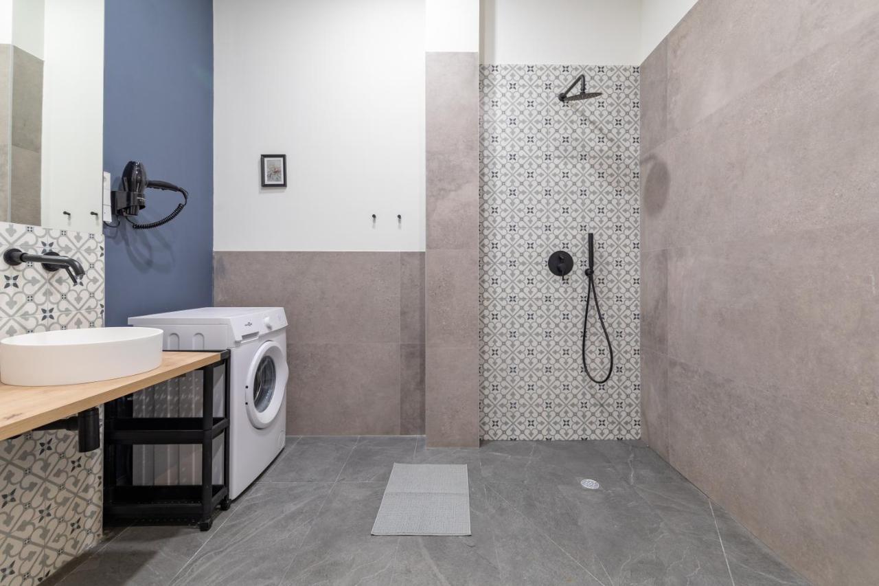 Apartamento Acogedor Centrico Mj Valencia Exterior photo